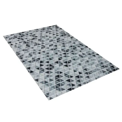 Modern Geometric Triangle Design Rug