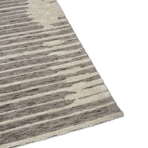 Modern Shuffle Rug in Icicle